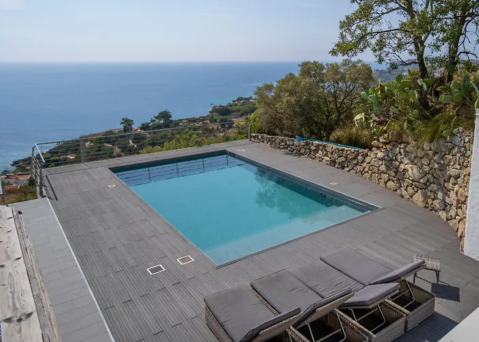 Donna Ca Con Vista Mare E Piscina Privata Coccorino