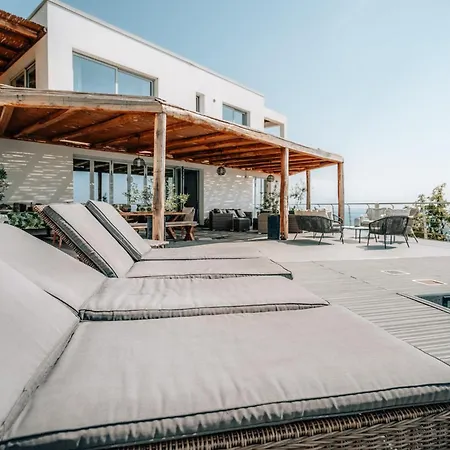 Donna Ca Con Vista Mare E Piscina Privata Coccorino
