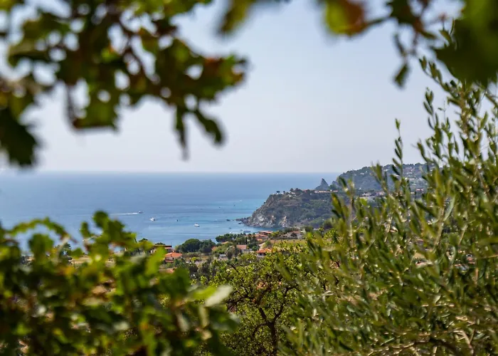 Donna Cà Con Vista Mare E Piscina Privata * Coccorino